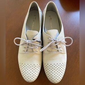 Tamaris Leather Oxford Shoes